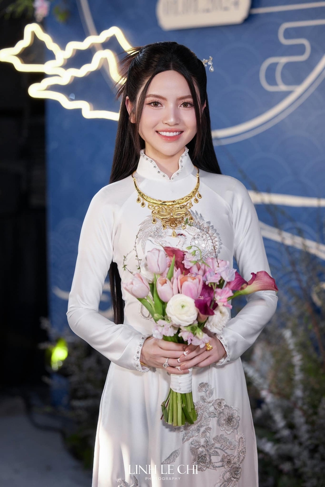 Bàn tay trống trơn của Chu Thanh Huyền trước ngày cưới Quang Hải bỗng trở thành chuyện tranh cãi - Ảnh 6.