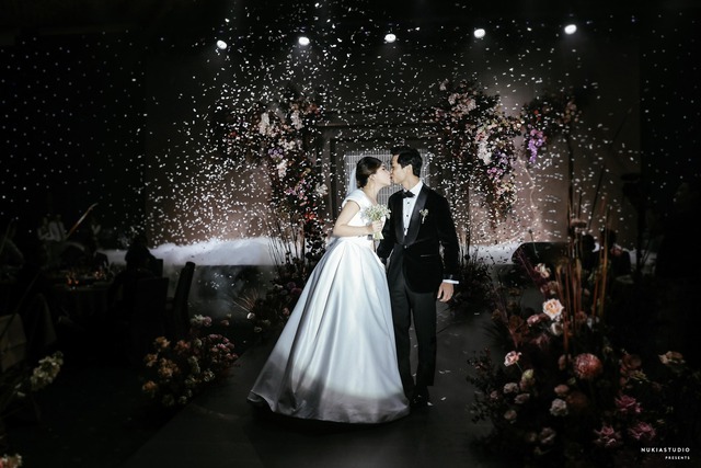 Quang Hải yêu cầu khách mời không hút thuốc và loạt cầu thủ đưa ra quy định khắt khe trong đám cưới - Ảnh 3.