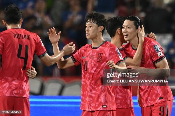 TRỰC TIẾP Thái Lan 0-3 Hàn Quốc: Voi chiến chịu chung số phận với tuyển Việt Nam - Ảnh 3.