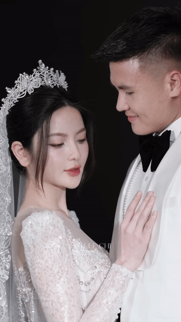 Bàn tay trống trơn của Chu Thanh Huyền trước ngày cưới Quang Hải bỗng trở thành chuyện tranh cãi - Ảnh 1.
