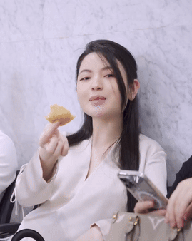 Ảnh cam thường mới nhất của Chu Thanh Huyền trước ngày cưới Quang Hải: Vòng 2 khiến netizen xôn xao - Ảnh 3.