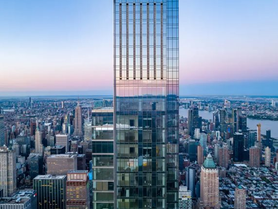 Bi kịch căn penthouse 6.000 tỷ đồng xây trên đỉnh tòa tháp 480m: Gió rít chói tai, nước bồn tắm lắc lư, giảm giá cũng chưa ai mua - Ảnh 2.