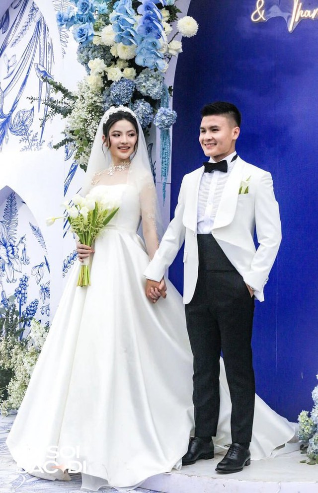 Lựa chọn khác biệt của cô dâu Chu Thanh Huyền khiến netizen tò mò lý do: Không làm nail, không mang giày cao gót - Ảnh 1.
