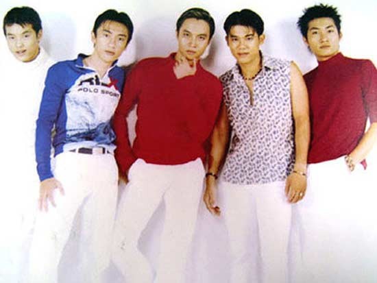 Nhóm nhạc Việt đời đầu: Người ra đi mãi mãi, người công khai yêu đồng giới - Ảnh 7.