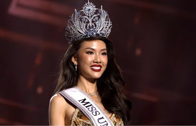 Xôn xao thông tin Hoa hậu Bùi Quỳnh Hoa bị buộc thôi học - Ảnh 7.