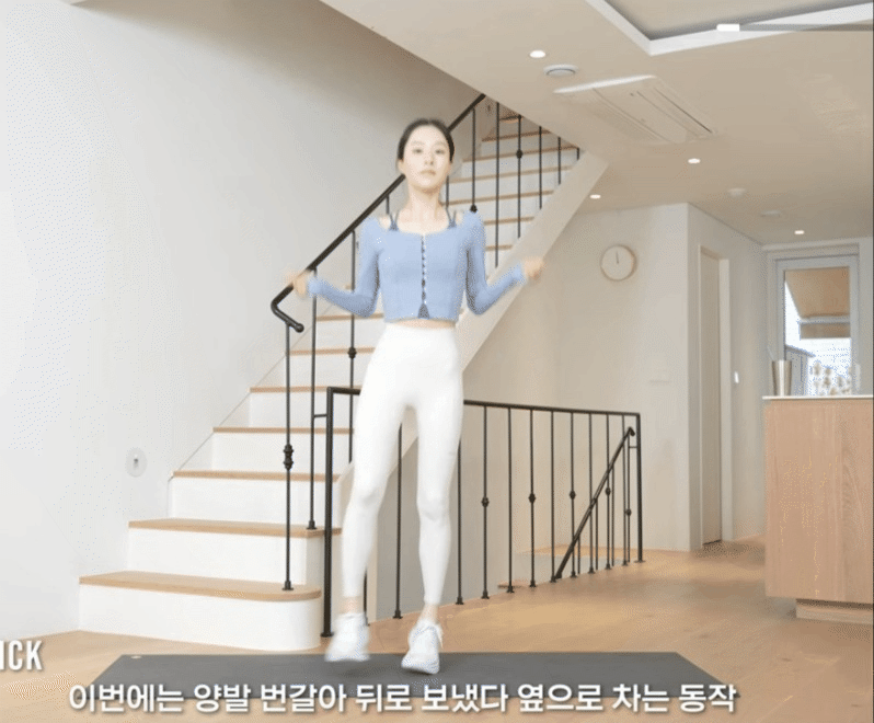 HLV người Hàn hướng dẫn chị em 5 động tác nhảy dây tại nhà có thể giảm 3kg/tuần - Ảnh 8.
