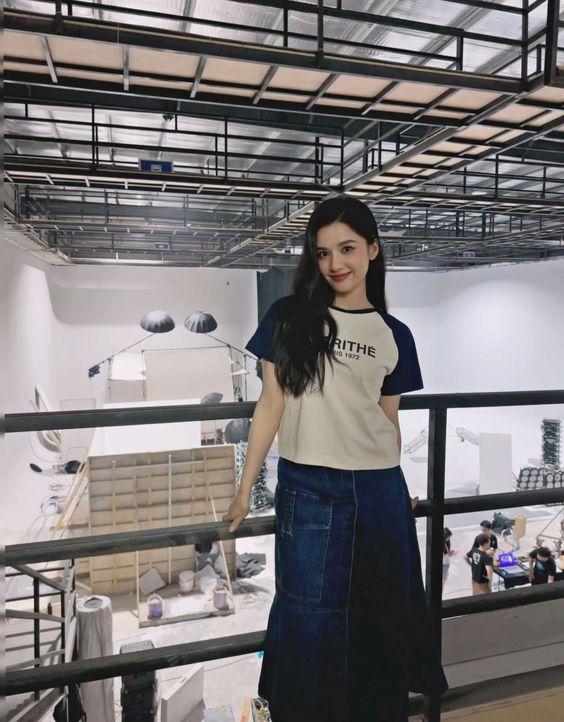 Tiểu hoa là gà cưng của Châu Tấn: Visual trong veo, style đời thường tối giản mà chị em cứ đua nhau diện theo - Ảnh 6. Tiểu hoa là gà cưng của Châu Tấn: Visual trong veo, style đời thường tối giản mà chị em cứ đua nhau diện theo - Ảnh 6.