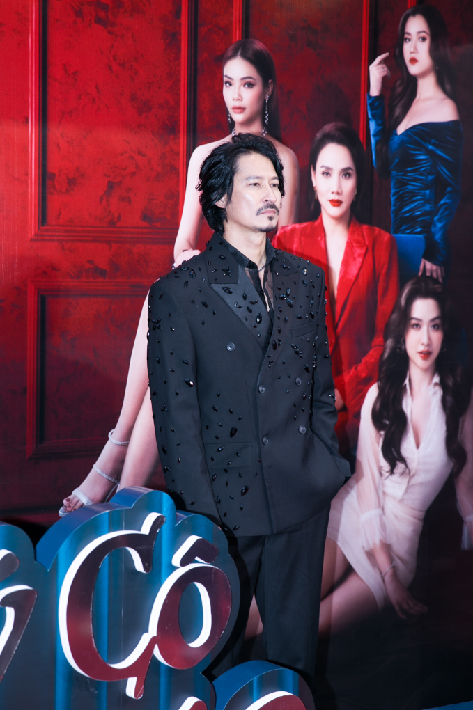 View - Thảm đỏ Quý Cô Thừa Kế 2: Huyền Baby lên đồ hack tuổi, một mỹ nhân khoe vòng 1 căng đầy