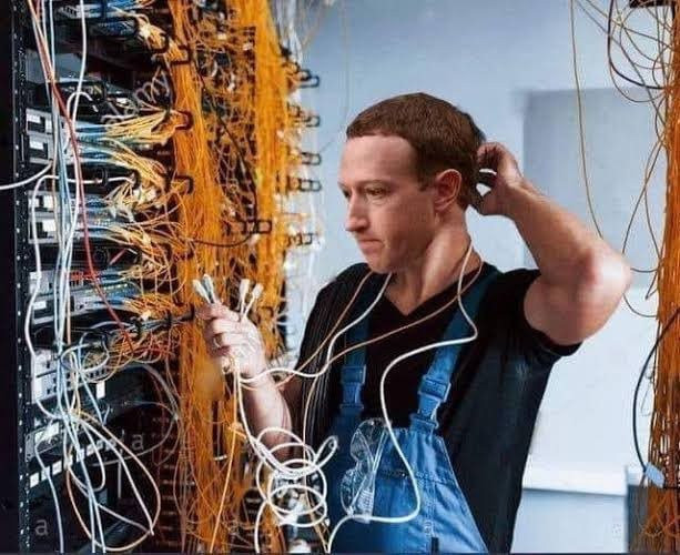 Người dùng than trời vì Facebook bị lỗi, đăng nhập mãi không được, chỉ sợ bị hack tài khoản - Ảnh 1.