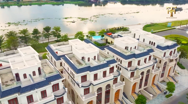 Toàn cảnh biệt thự 300 tỷ của Việt Hương: Hoành tráng như cung điện, view đắc địa nhưng đỉnh nhất là món đồ có 1-0-2 - Ảnh 2.