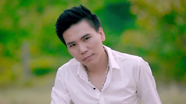 Hình ảnh ca sĩ Châu Việt Cường biểu diễn trong trại giam sau khi lĩnh án 13 năm tù vì tội giết người - Ảnh 8.