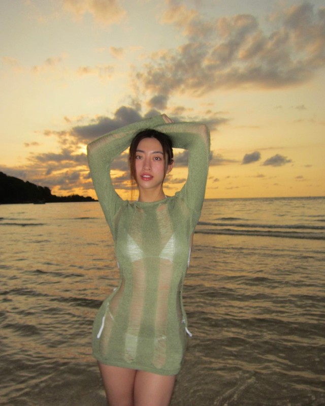 Bạn sẽ muốn sắm bikini giống dàn Hoa - Á hậu nhà Sen Vàng vì: Toàn mẫu tôn dáng, sexy mà không phô phang - Ảnh 5.