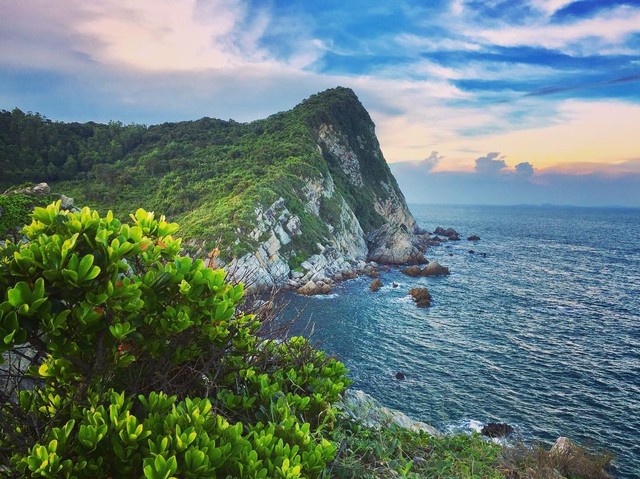 Không phải Cô Tô hay Cát Bà, đây mới là hòn đảo đang hút khách nhất nhì miền Bắc: Cách Hà Nội 200km với 7 bãi tắm nguyên sơ, lên hình đẹp cứ ngỡ trời Tây - Ảnh 4.