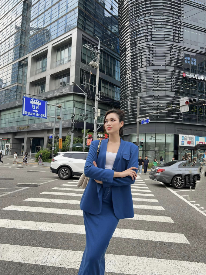 Hoa hậu Đỗ Hà dạo này: Phú bà mới của Vbiz, du lịch nước ngoài như đi chợ và để lộ chuyện hẹn hò thiếu gia - Ảnh 7.