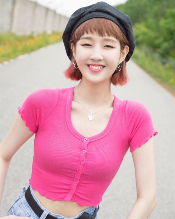 Nữ ca sĩ vừa qua đời ở tuổi 30: Từng phải giảm đến 32kg, hát nhạc phim se duyên cho Hyeri - Ryu Jun Yeol! - Ảnh 5.