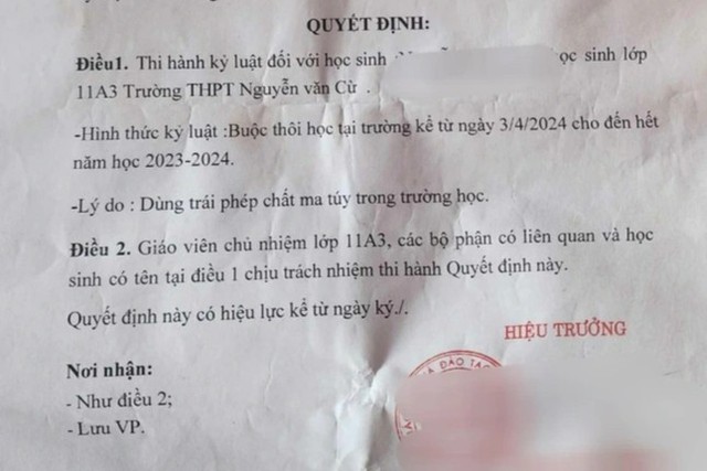 Vụ 2 học sinh bị cho thôi học dù âm tính ma túy: Hiệu trưởng nói sẽ rút kinh nghiệm - Ảnh 2.