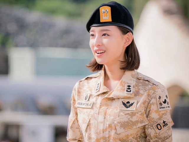 Queen of Tears giúp Kim Ji Won làm được điều chưa từng có ở màn ảnh Hàn, netizen nghe mà phổng mũi tự hào - Ảnh 4.