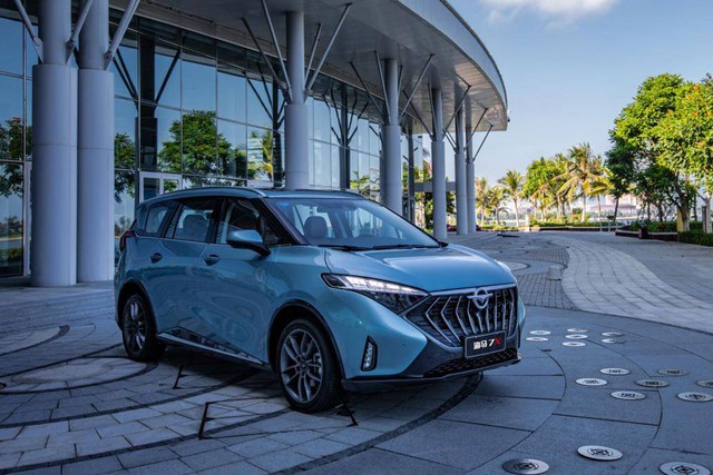 Đầu th&aacute;ng 4, loạt &ocirc; t&ocirc; giảm gi&aacute; kỷ lục: C&oacute; mẫu giảm đến 250 triệu đồng - Ảnh 3.