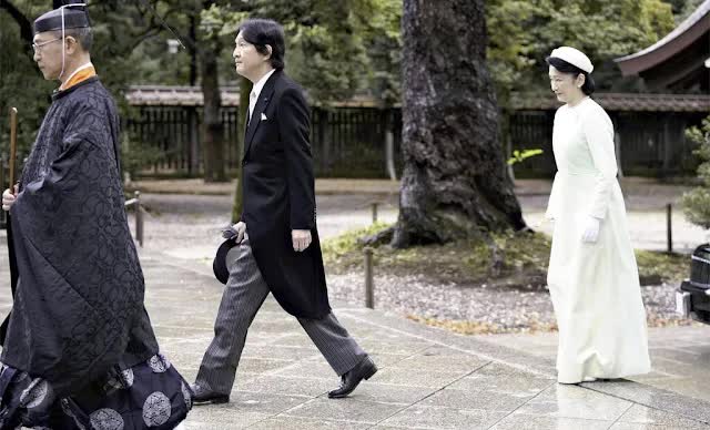Công chúa xinh đẹp nhất Nhật Bản tham dự Lễ kỷ niệm đặc biệt, gây xao xuyến khi khoe trọn ngoại hình đẹp hơn hoa - Ảnh 5.
