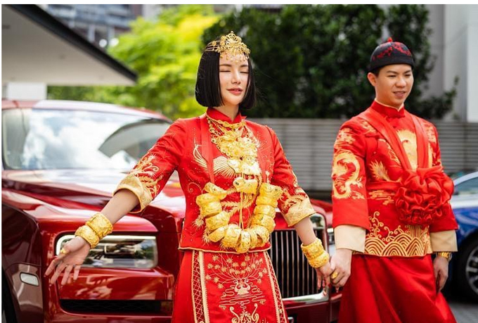 Thiên kim tiểu thư giàu nhất nhì Singapore: Hai lần kết hôn đều gãy cánh, có mối quan hệ đặc biệt với nhiều siêu sao quốc tế - Ảnh 4.