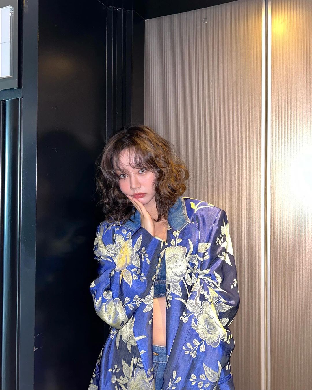 Hyeri hậu chia tay: Xinh đẹp bội phần, như chị em sinh đôi với Rosé ...