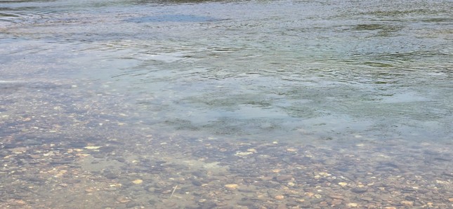 Uẩn khúc vụ đuối nước khiến 2 nữ sinh tử vong ở thượng nguồn sông Gianh - Ảnh 2.