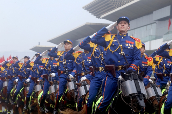 Hình ảnh chưa từng có trong lịch sử CSCĐ Việt Nam: 5.000 chiến sĩ, 100 xe đặc chủng cùng phô diễn sức mạnh - Ảnh 15.