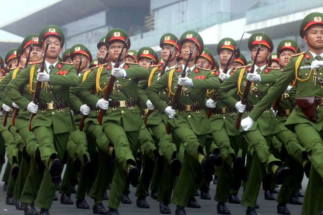 Hình ảnh chưa từng có trong lịch sử CSCĐ Việt Nam: 5.000 chiến sĩ, 100 xe đặc chủng cùng phô diễn sức mạnh - Ảnh 12.