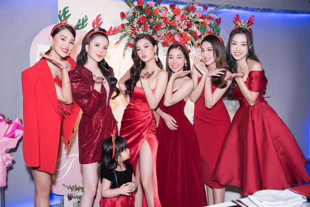 Hoa hậu Thuỳ Tiên cùng hội bạn thân Hoa - Á hậu kéo nhau du lịch Hàn Quốc, khung hình quy tụ toàn visual khủng - Ảnh 8.
