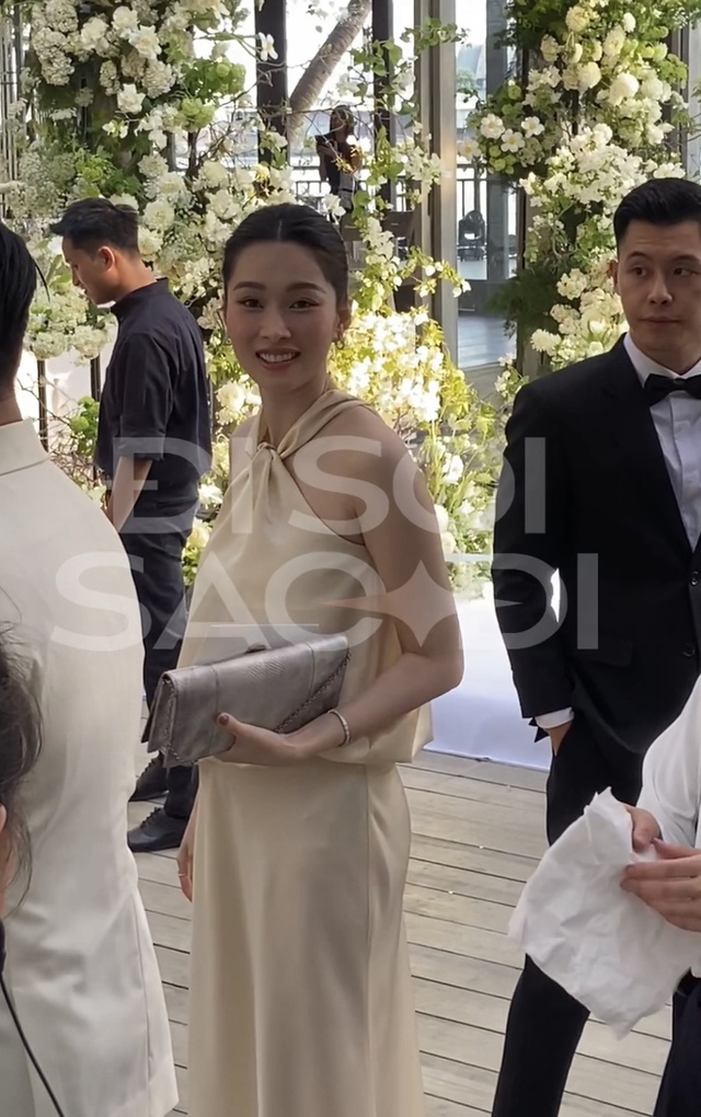 Hôn nhân của Hoa hậu Đặng Thu Thảo: Chồng bị át vía ngay khi gặp mặt, chuẩn bị đón em bé thứ 3 - Ảnh 20.