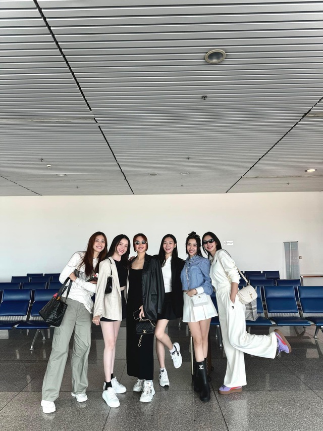 Hoa hậu Thuỳ Tiên cùng hội bạn thân Hoa - Á hậu kéo nhau du lịch Hàn Quốc, khung hình quy tụ toàn visual khủng - Ảnh 4.