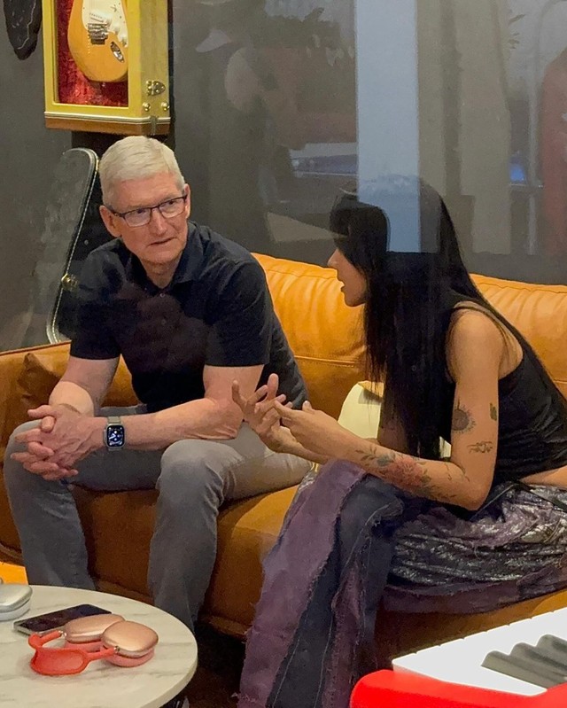 Suboi xả ảnh bên CEO Apple Tim Cook tại Hà Nội, hé lộ sản phẩm đặc biệt thu chục ngàn lượt like - Ảnh 3.