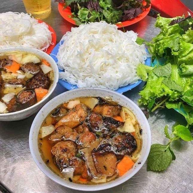 Những món ăn Việt khiến người nổi tiếng thế giới mê mẩn - Ảnh 3.