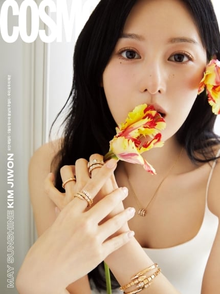 Kim Ji Won siêu ngọt ngào trong loạt ảnh mới trên Cosmopolitan - Ảnh 5.