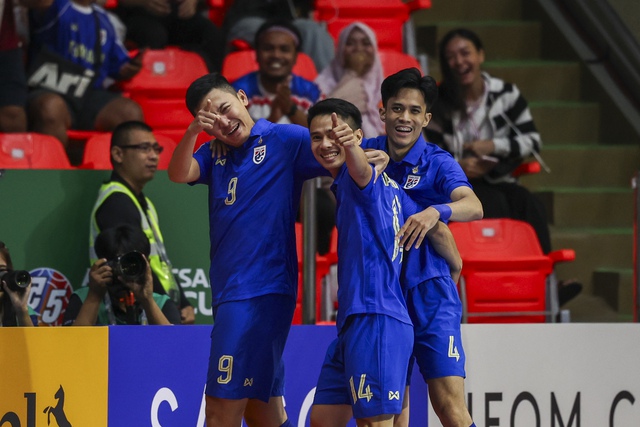 Futsal Trung Quốc thảm bại trước Thái Lan - Ảnh 1.
