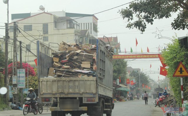 Làng tỷ phú ở Nghệ An: Từ đói khổ vươn lên nhờ buôn đồng nát xuyên quốc gia, giờ đại gia nhiều không đếm xuể - Ảnh 5.