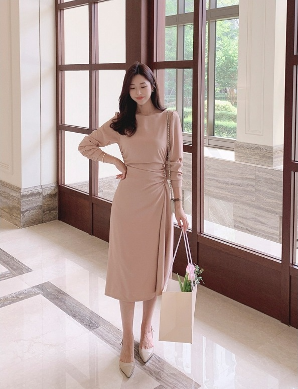 Ngay cả váy thắt eo cũng có lúc phản chủ, chị em lưu ý để chọn đúng mẫu váy giấu bụng tinh tế nhất - Ảnh 14.