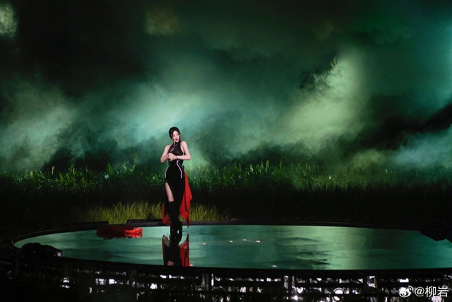 Một chị đẹp Trung Quốc bất ngờ trình diễn bản hit đạt 10 tỷ view Douyin của Tăng Duy Tân ở Đạp gió! - Ảnh 7.