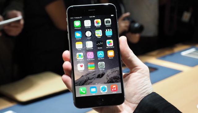 Mẫu iPhone b&aacute;n chạy nhất lịch sử vừa được Apple tuy&ecirc;n bố lỗi thời - Ảnh 1.