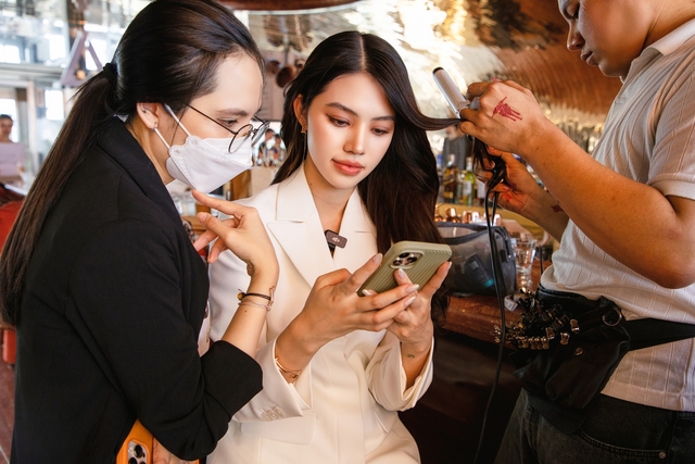 Hoa hậu Jolie Nguyễn hiện tại: Gây xôn xao showbiz Thái, làm quản lý cho DJ hàng đầu Steve Aoki - Ảnh 6.
