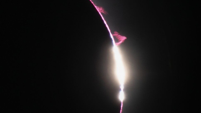 6 hiện tượng kỳ quái quan sát được trong nhật thực ngày 8/4: Từ sao chổi diệt vong đến nhẫn kim cương - Ảnh 1.