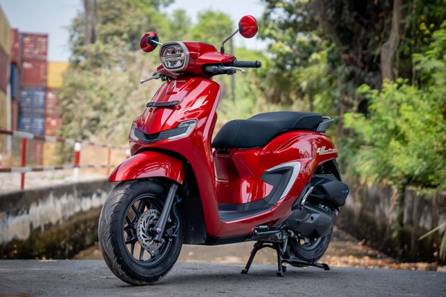 Xe tay ga Honda Stylo 160 đầu tiên cập bến Việt Nam - Ảnh 2.