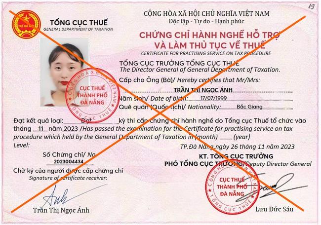 Thủ đoạn lừa đảo đặc biệt nguy hiểm rộ l&ecirc;n v&agrave;o cuối th&aacute;ng 4: Rất dễ bị chiếm quyền điều khiển điện thoại - Ảnh 1.