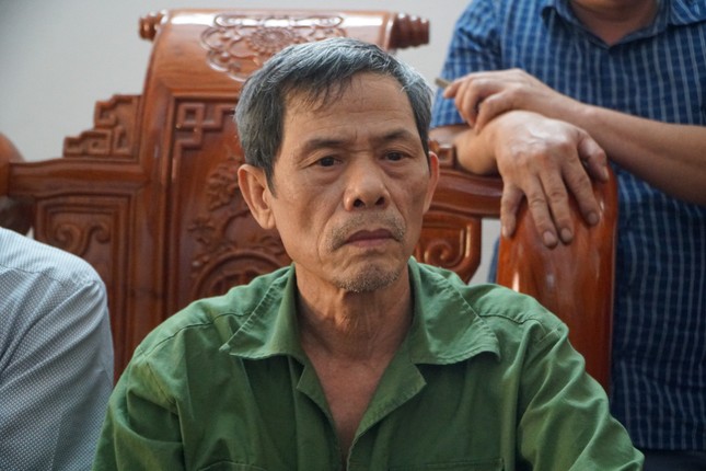 Vụ 4 ngư dân mất tích trên biển: Người thân mong một phép màu - Ảnh 2.