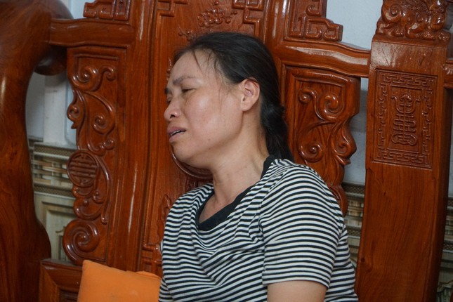 Vụ 4 ngư dân mất tích trên biển: Người thân mong một phép màu - Ảnh 1.