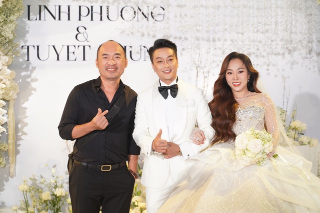 HKT hội ngộ đầy đủ sau nghi vấn cạch mặt, Khánh Phương hát tặng bản hit Chiếc khăn gió ấm ở đám cưới TiTi - Ảnh 7.