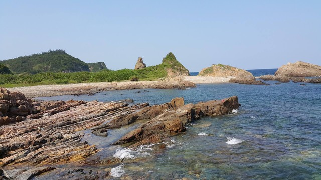 Phát hiện bãi đá hoang sơ ngay vùng biển miền Bắc, là nơi đón bình minh cực đẹp, cách Hà Nội hơn 200km - Ảnh 5.