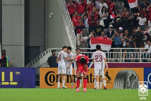 Truyền thông Hàn Quốc phẫn nộ sau khi đội nhà bất ngờ để thua Indonesia tại giải U23 châu Á: “Thật xấu hổ” - Ảnh 3.