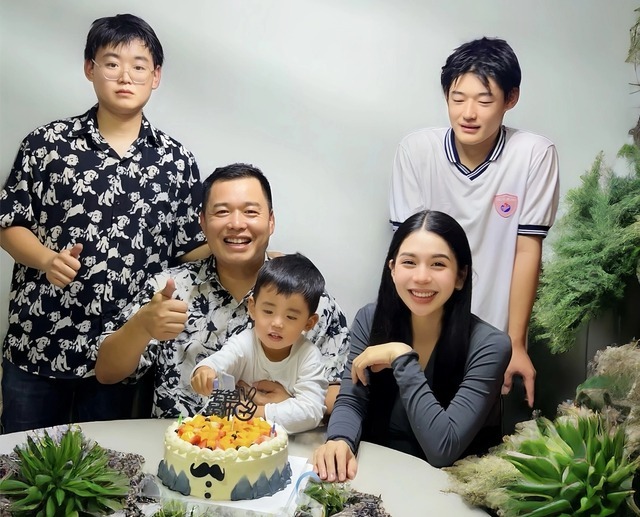 Phú bà giới livestream tiết lộ bị chồng lừa vào cảnh mẹ kế hơn con chồng chỉ 5 tuổi, vì sao nghe xong thấy thương hơn là giận? - Ảnh 3.