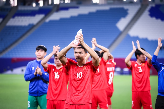 U23 Việt Nam lọt vào top 10 châu Á, bỏ xa Thái Lan và Trung Quốc - Ảnh 3.